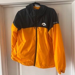 Columbia Iowa Hawkeye fleece lined black and gold wind breaker NEW